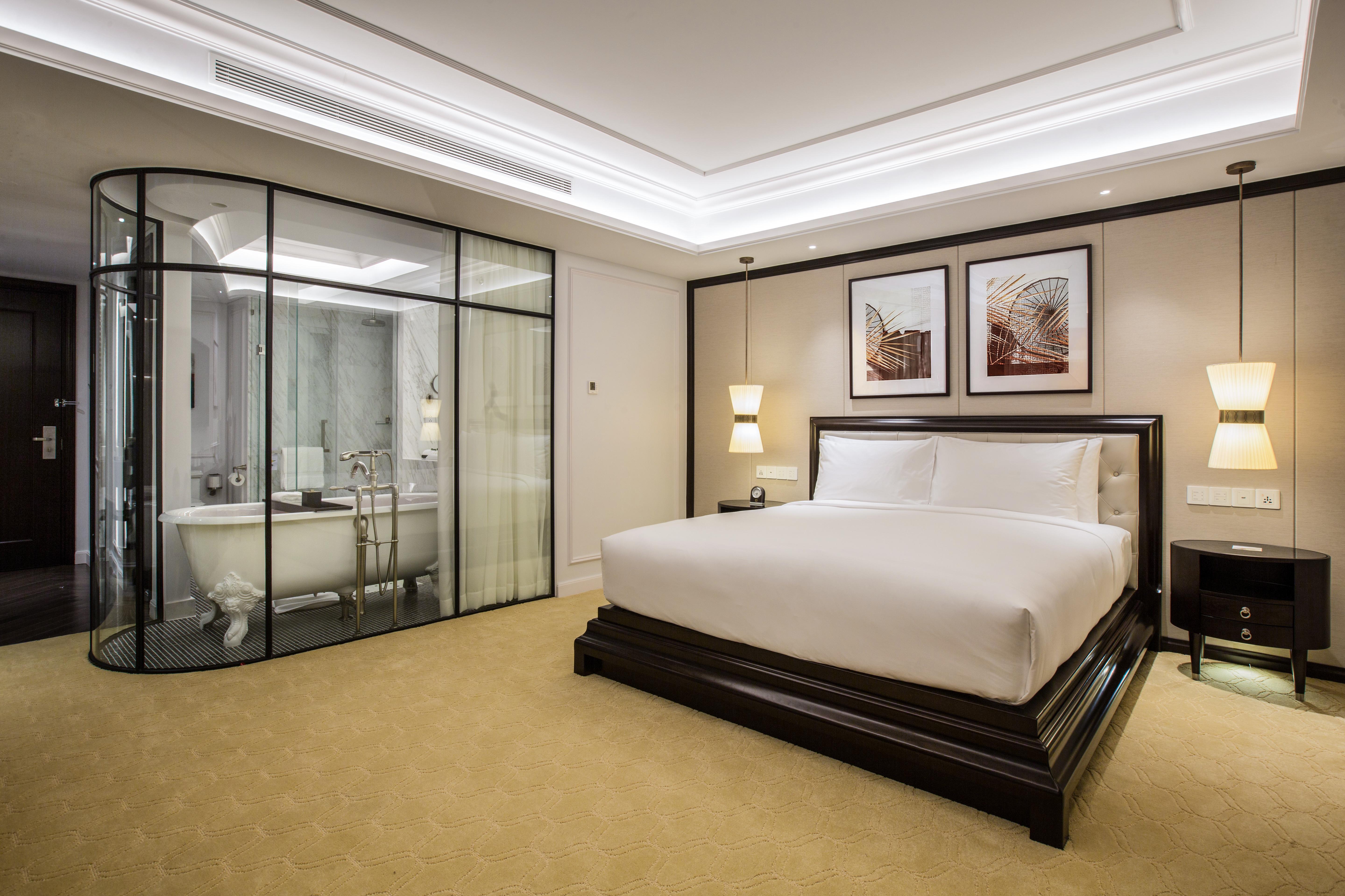 فندق ماي هاوس سايجون مدينة هوشي منه المظهر الخارجي الصورة A bedroom at The St. Regis Mumbai